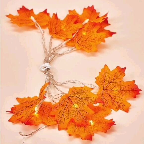 Maple Leaf 🍁 String Lights - Picture 2 of 4